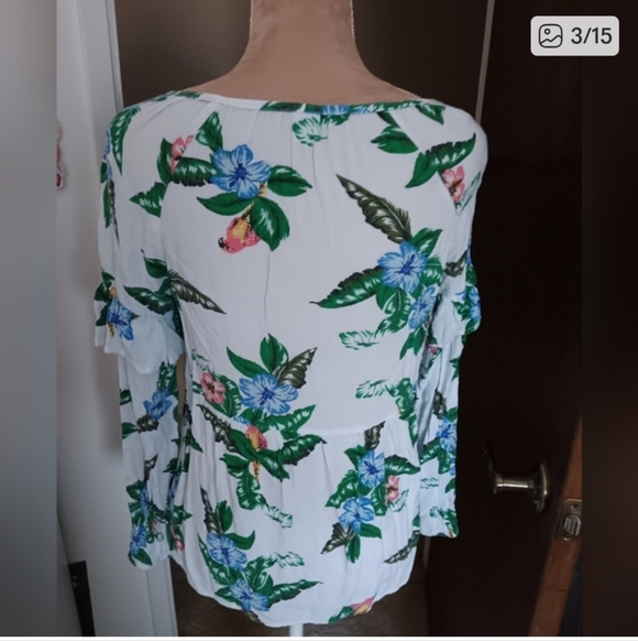 Old Navy | Spring Blouse Bundle (2) | Sizes S & M | Linen + Floral - Picture 12 of 16